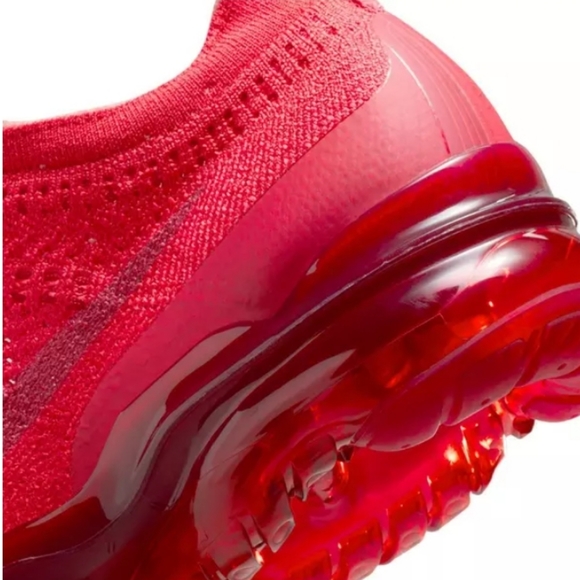 Nike Air VaporMax 2023 Flyknit "Track Red/Mystic Red" Men's Shoe - Picture 8 of 10